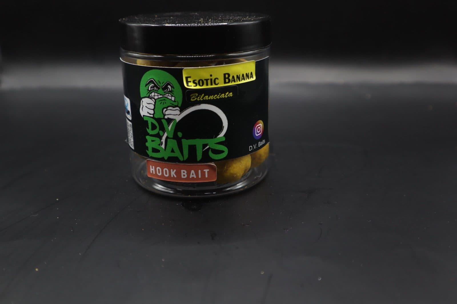 Esotic Banana Hook Baits Equilibrate